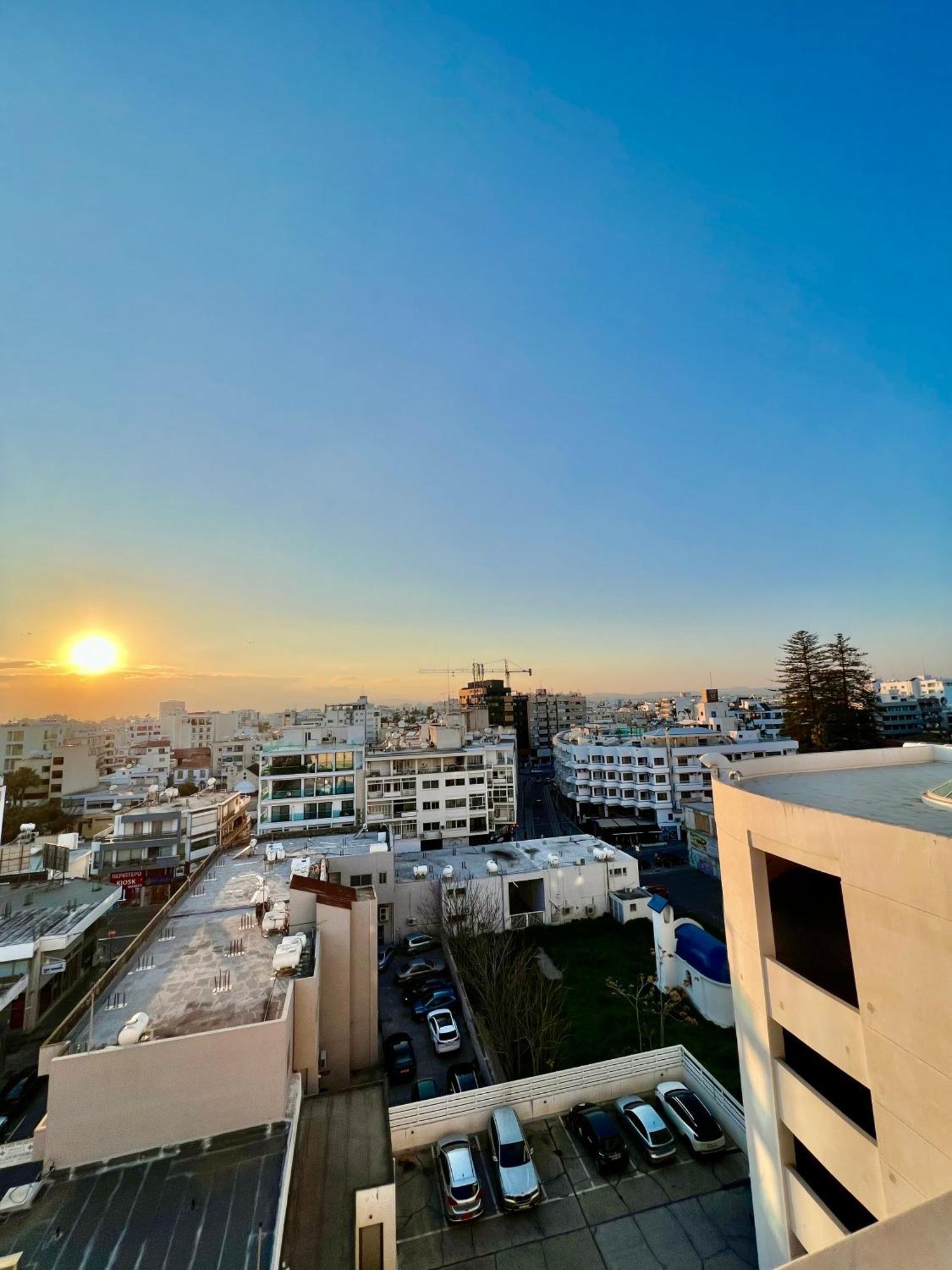 Aphrodite Plaza Larnaca Værelse billede